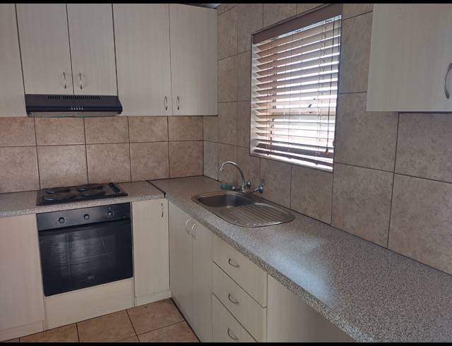 1 BEDROOM APARTMENT FOR SALE IN BLOUBERG SANDS